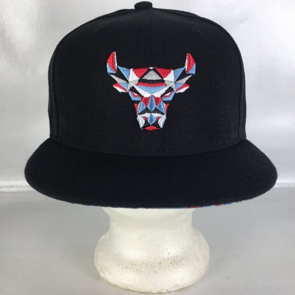 Chicago Bulls Artist Series Kate Lewis Graffiti Snapback - Picture 1 of 10